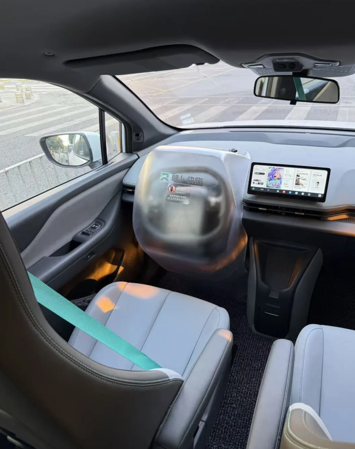 Shenzhen Driverless Taxi Guide:How to Ride Robotaxis in China’s Most Futuristic City 2