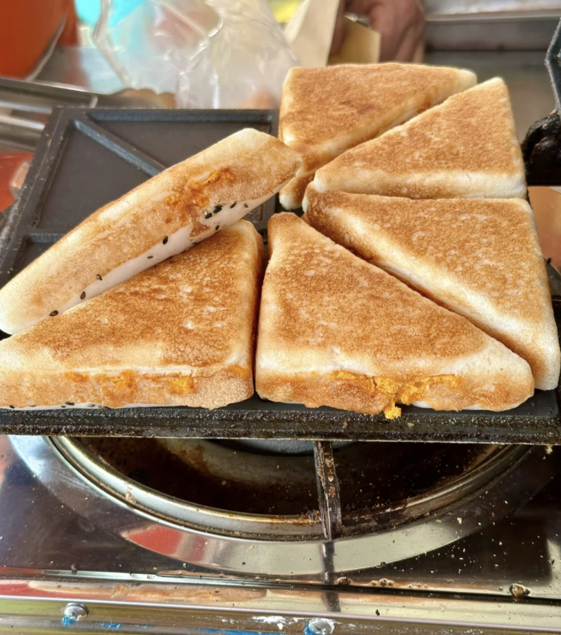 Chongqing Street Food Guide | 10 Local Snacks Loved by Residents 5