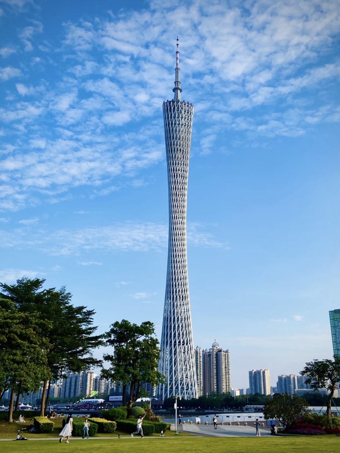 Canton Tower Guangzhou Guide. Tickets, Best Time to Visit, and How to See the Sunset and Night View 2