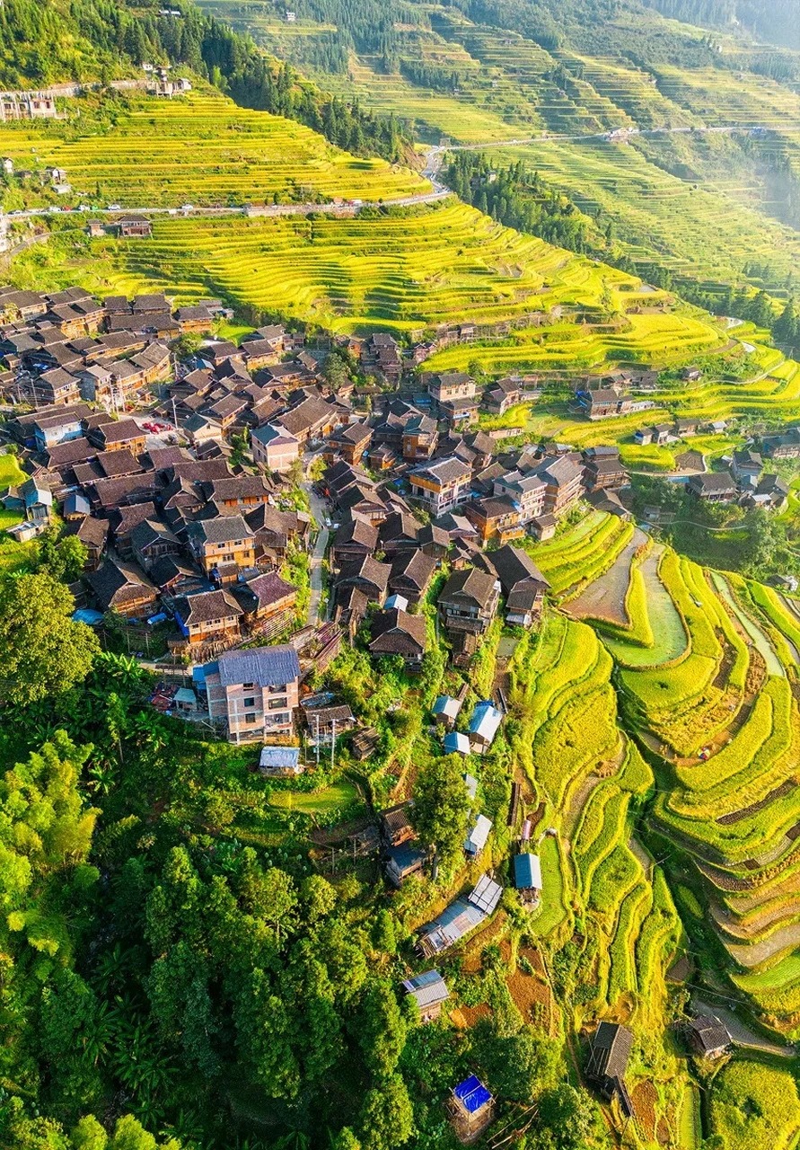 2-Day Guizhou Cultural & Nature Tour: Jiabang Rice Terraces,Hidden Villages