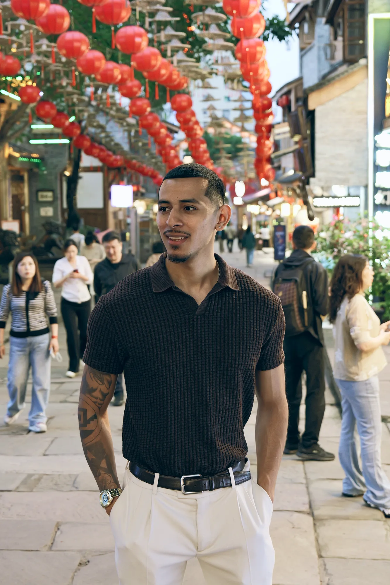 Urban Viral Spots Portrait Photography Tour travel scene 3