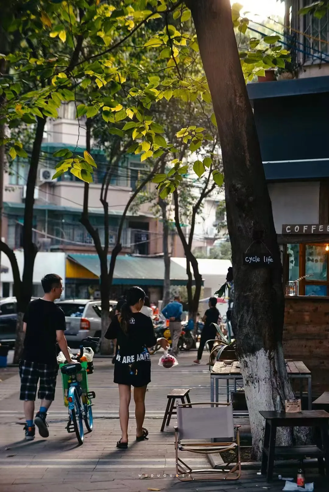 The Diversity of Chengdu:Subculture, Migration and Public Space travel scene 5