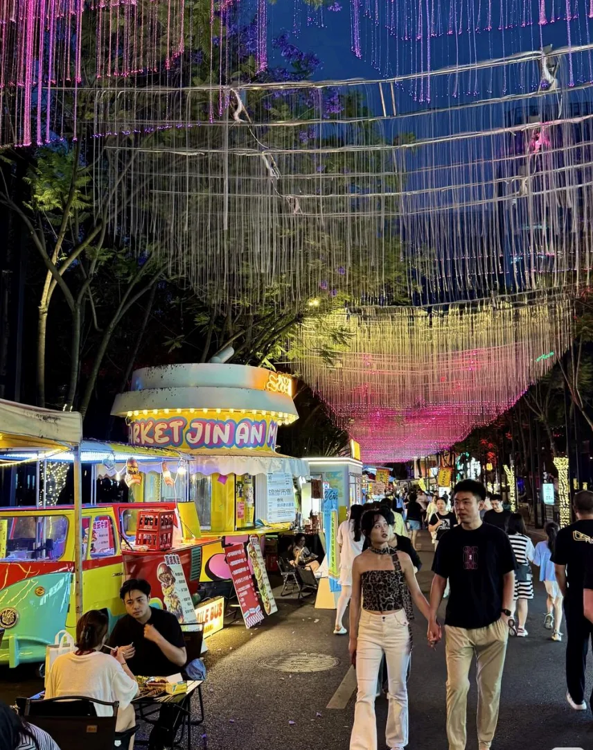 Chengdu After Dark: Bike Tour, Night Market & Light Shows travel scene 1