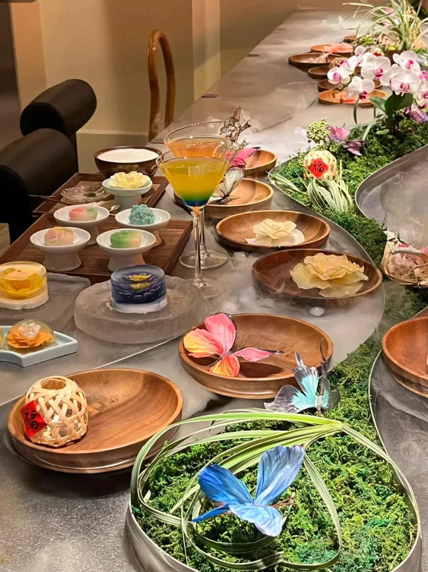 Xiyue Hezi Chongqing: A Chinese Tea & Dessert Experience in Xiahaoli travel scene 2