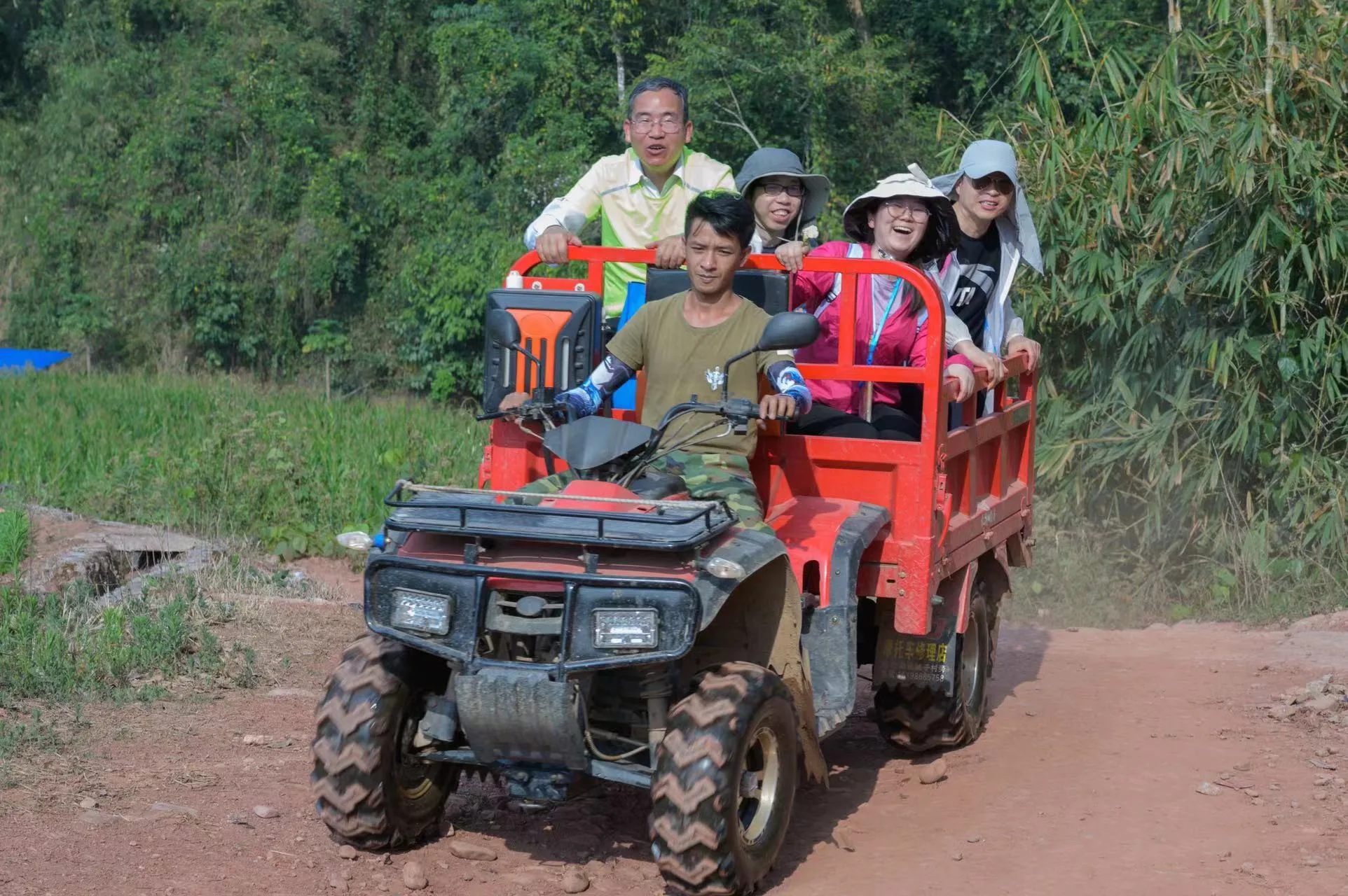 Xishuangbanna Naka Rainforest Trek: Stream Hiking & Jungle Adventure travel scene 10