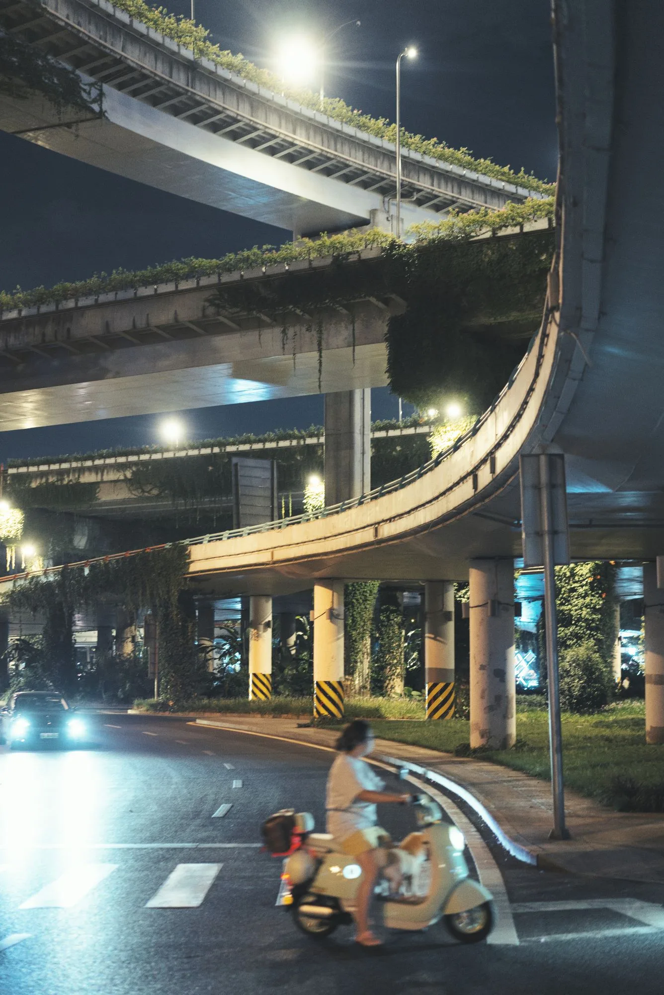 The Diversity of Chengdu:Subculture, Migration and Public Space travel scene 11