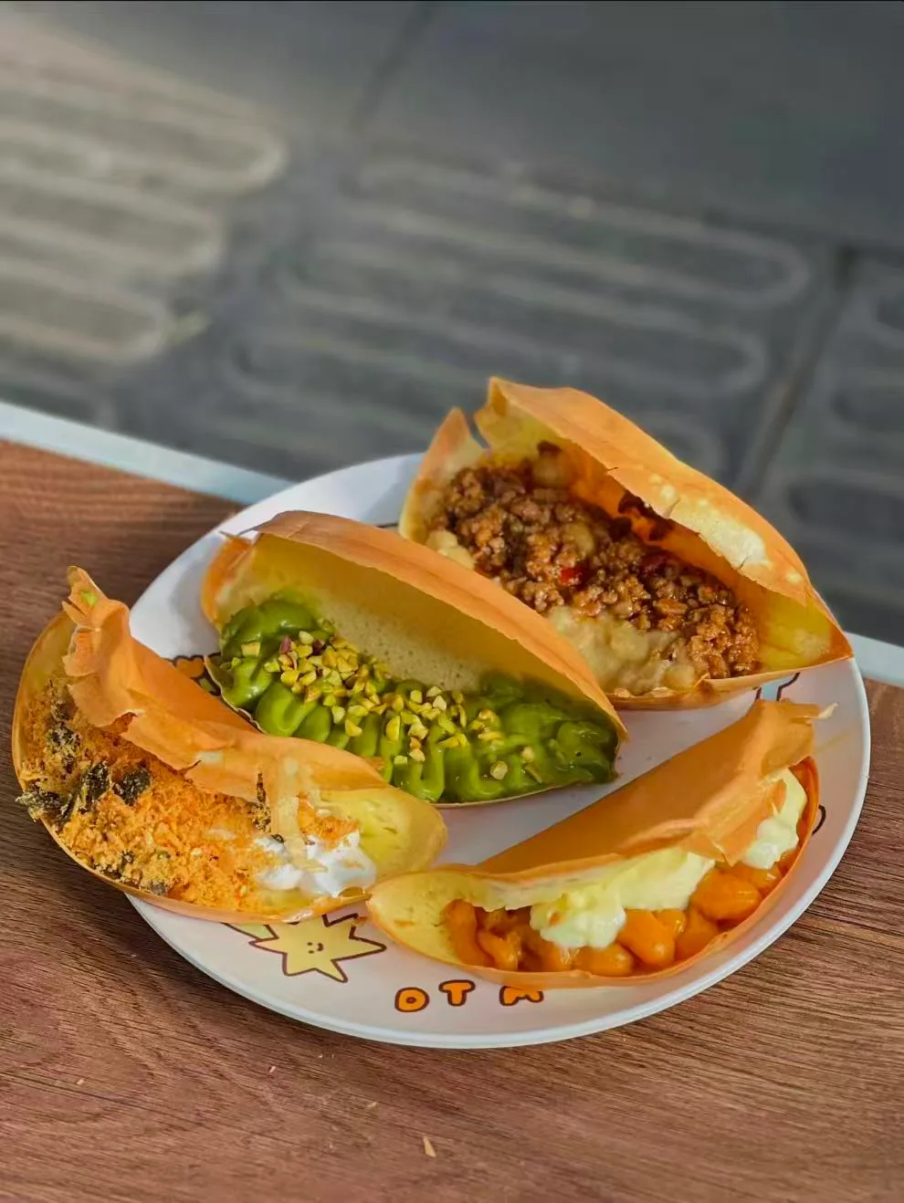 Chengdu Iconic Food Tour: Local Favorites Beyond Tourist Spots
