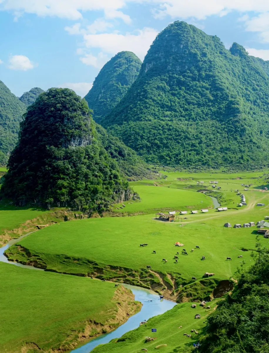 Black Myth: Wukong Landscapes of Guizhou | Hidden Peaks & Endless Grasslands travel scene 4